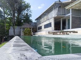 6 Bedroom House for sale in Ginyar, Gianyar, Ginyar