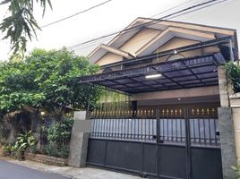 4 Kamar Rumah for sale in Pacific Place, Tanah Abang, Tebet