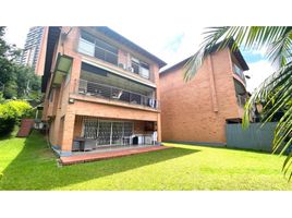 4 Schlafzimmer Villa zu verkaufen in Medellin, Antioquia, Medellin, Antioquia