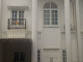 3 Schlafzimmer Haus zu verkaufen in Duren Sawit, Jakarta, Duren Sawit