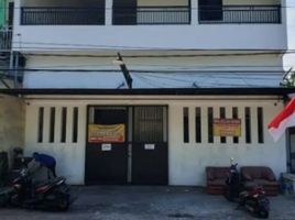 8 Kamar Rumah for sale in Waru, Sidoarjo, Waru