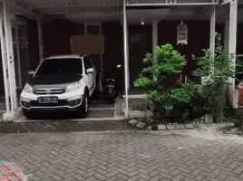 3 Bedroom House for sale in Jambangan, Surabaya, Jambangan