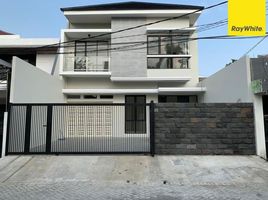 6 Habitación Casa en venta en Tenggilis Mejoyo, East Jawa, Tenggilis Mejoyo, Surabaya, East Jawa