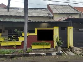 8 Kamar Rumah for sale in Gunung Anyar, Surabaya, Gunung Anyar