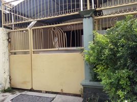 4 Bedroom House for sale in Dukuhpakis, Surabaya, Dukuhpakis