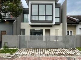 4 Habitación Villa en venta en Lakarsantri, East Jawa, Lakarsantri