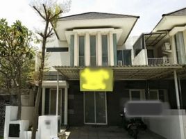 4 Habitación Villa en venta en Wiyung, East Jawa, Wiyung