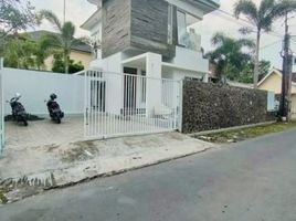 4 Bedroom Villa for sale in Seyegan, Sleman, Seyegan