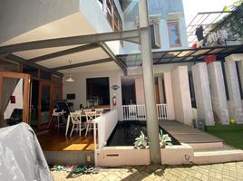 4 Kamar Vila for sale in 23 Paskal Shopping Center, Andir, Sumurbandung