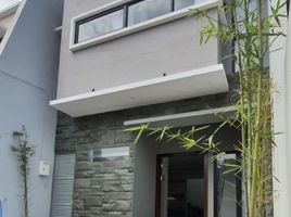 3 Habitación Villa en venta en Rungkut, East Jawa, Rungkut