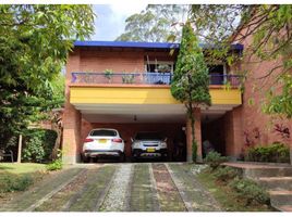 4 Bedroom Villa for sale in Bogota, Cundinamarca, Bogota