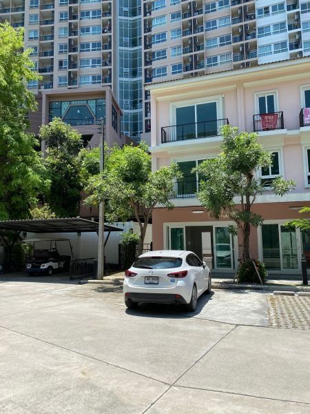 3 Bedroom Townhouse For Rent In Wat Ket, Chiang Mai