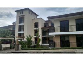Condominium 2 chambre à louer à Ancon, Panama, Ancon, Panama City, Panama, Panamá