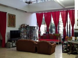 5 Kamar Vila for sale in Wonocolo, Surabaya, Wonocolo