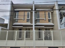 4 Habitación Villa en venta en Kenjeran, East Jawa, Kenjeran