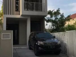 5 Bedroom House for sale in Gayungan, Surabaya, Gayungan