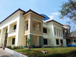 8 Bedroom House for sale in Lemahabang, Bekasi, Lemahabang