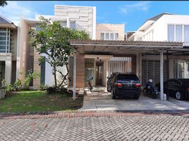 4 Bedroom House for rent in Indonesia, Dukuhpakis, Surabaya, East Jawa, Indonesia