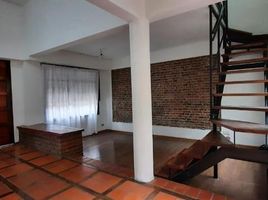 4 Bedroom House for sale in Lanus, Buenos Aires, Lanus