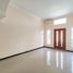 4 Habitación Casa en venta en Lowok Waru, East Jawa, Lowok Waru