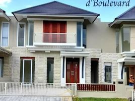 3 Bedroom House for sale in Tembalang, Semarang, Tembalang