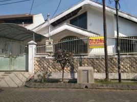 4 Kamar Rumah for sale in Gayungan, Surabaya, Gayungan