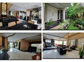 6 Bedroom House for sale in Dukuhpakis, Surabaya, Dukuhpakis