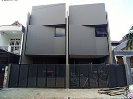 3 Habitación Villa en venta en Mulyorejo, East Jawa, Mulyorejo