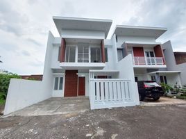 4 Kamar Rumah for sale in Gamping, Sleman, Gamping