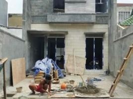 3 Habitación Villa en venta en Rungkut, East Jawa, Rungkut