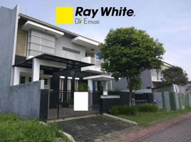 6 Bedroom House for sale in Lakarsantri, East Jawa, Lakarsantri