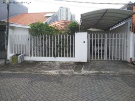 Villa 3 chambre à vendre à Dukuhpakis, East Jawa, Dukuhpakis