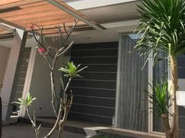 3 Bedroom House for sale in Gunung Anyar, Surabaya, Gunung Anyar