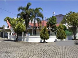 4 Habitación Villa en venta en Wiyung, East Jawa, Wiyung