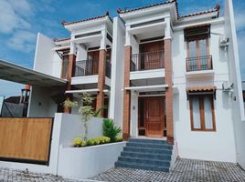 3 Bedroom Villa for sale in Banguntapan, Bantul, Banguntapan