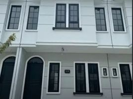 Maison 2 chambre à vendre à Wiyung, East Jawa, Wiyung