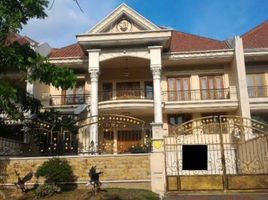 5 Kamar Rumah for sale in Lakarsantri, Surabaya, Lakarsantri