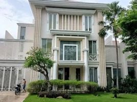 5 Kamar Rumah for sale in Lakarsantri, Surabaya, Lakarsantri