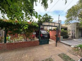 2 Bedroom House for sale in Quilmes, Buenos Aires, Quilmes