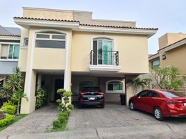 Maison 4 chambre à vendre à Zapopan, Jalisco, Zapopan