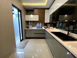 5 Bedroom House for sale in Basilea Convention Center, Legok, Legok