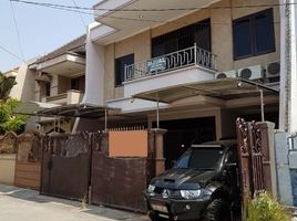 5 Bedroom House for sale in Wiyung, Surabaya, Wiyung