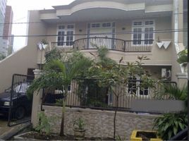 6 Bedroom House for sale in Dukuhpakis, Surabaya, Dukuhpakis