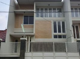 5 Bedroom Villa for sale in Kenjeran, Surabaya, Kenjeran