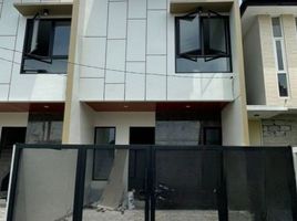 3 Habitación Villa en venta en Rungkut, East Jawa, Rungkut