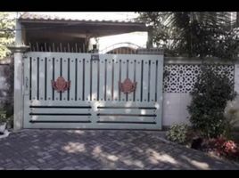 5 Schlafzimmer Villa zu verkaufen in Dukuhpakis, East Jawa, Dukuhpakis