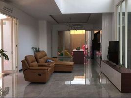 5 Bedroom Villa for sale in Jambangan, Surabaya, Jambangan