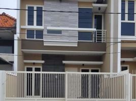 3 Habitación Villa en venta en Mulyorejo, East Jawa, Mulyorejo