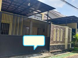 Maison 2 chambre à vendre à Wiyung, East Jawa, Wiyung