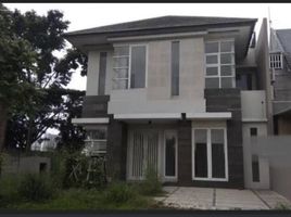 4 Bedroom House for sale in Dukuhpakis, Surabaya, Dukuhpakis